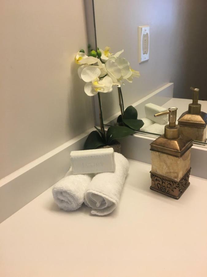 Luxurious Highrise 2B 2B Apartment Heart Of Downtown La 로스앤젤레스 외부 사진