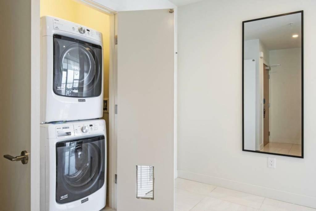 Luxurious Highrise 2B 2B Apartment Heart Of Downtown La 로스앤젤레스 외부 사진